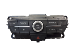 Radion kytkintaulu Ford Focus MK3 F1ET18K811HC 331471000 1465