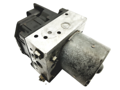 Abs-pumppu Ford Mondeo 1S71-2M110-AE 0265800007 Bosch 36367