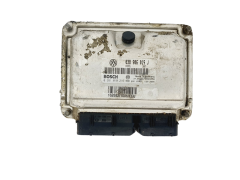 Ohjausyksikkö 038906019J 0281010216 Volkswagen Bosch 44731