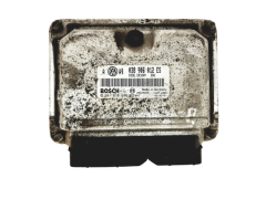 Ohjausyksikkö 038906012ES 0281010644 Volkswagen Bosch 18860