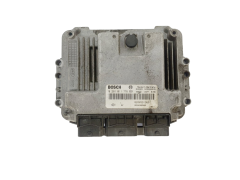 Ohjausyksikkö 0281011776 8200391966 8200386508 Renault Bosch 39127