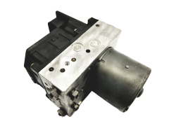 Abs-pumppu Alfa Romeo 147 46811818 0265900031 Bosch 46036