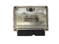 Ohjausyksikkö 038906019HT 0281010947 VW Skoda Seat Bosch 3044