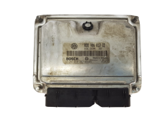 Ohjausyksikkö 038906012CE 0281010257 Skoda Bosch 3377