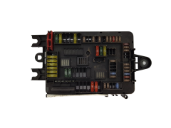 Sulaketaulu 6114 V8 926111102 19178.000.001 BMW