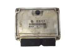 Ohjausyksikkö 038906019NE 0281011824 Seat Bosch 3269