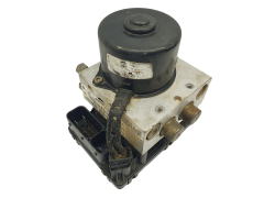 Abs-pumppu Chrysler Voyager 04686702ACA P04721427AI 67888