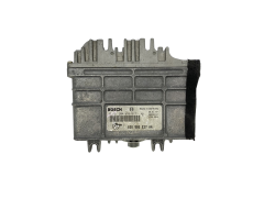 Ohjausyksikkö 030906027AA 0261204617 VW Bosch 56731