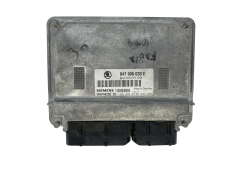 Ohjausyksikkö 047906033E 5WP44202 10 Skoda Siemens 52394