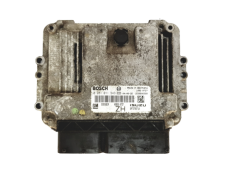 Ohjausyksikkö Opel 0281011943 55556829 8973785711 Bosch 19212