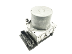 Abs-pumppu Renault Megane 2 Scenic 2 8200038695 Bosch 45555