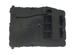 Ohjausyksikkö UCH N2 8200525384 S118400150D Renault Siemens 1782