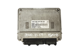 Ohjausyksikkö 03D906023 5WP40806 04 VW SEAT SKODA Siemens 16821