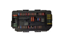 Sulaketaulu 6114 V7 922487903 19096.000.001 BMW