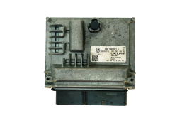 Ohjausyksikkö 03P906021K 28281647 VW Skoda Delphi 32662