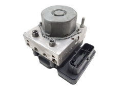 Abs-pumppu Renault Clio 4 476608428R 0265956032 Bosch