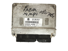 Ohjausyksikkö 047906033C 5WP44203 09 Skoda Siemens
