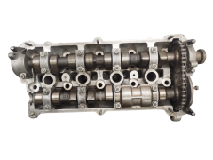 Sylinterikansi VWAG 077103373M/L 4.2 16V V8 ABZ