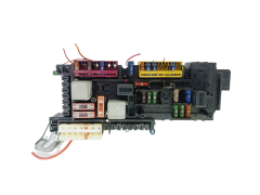 Sulaketaulu 168298 0-1670658-1 Mercedes Tyco 35083