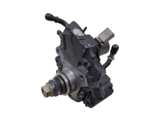 Ruiskutuspumppu A6510700301 9424A070A Delphi Mercedes-Benz