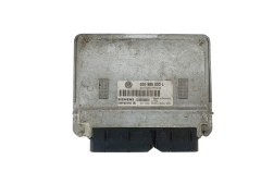 Ohjausyksikkö 03E906033L 5WP40194 05 VW Siemens 39183