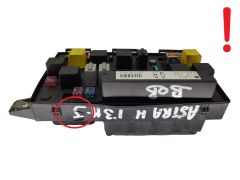 Ohjausyksikkö 13206745 5DK008668-32 Opel GM Bosch 19496
