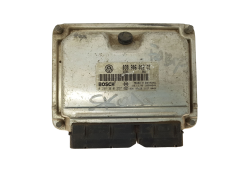Ohjausyksikkö 038906012CE 0281010257 Skoda VW Bosch 15428