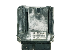 Ohjausyksikkö 03G906016CB 0281011900 VW Bosch 32684