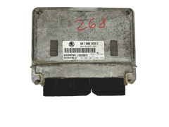 Ohjausyksikkö 047906033C 5WP44199 07 Skoda Siemens 20994