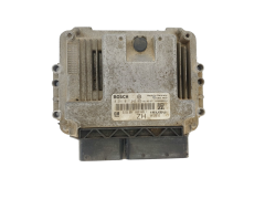Ohjausyksikkö Opel 0281011943 55556829 8973785712 Bosch GM Isuzu 46063