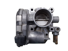 Kaasuläpän venttiili Toyota 22030-0Q010 0280750192 Bosch 2430