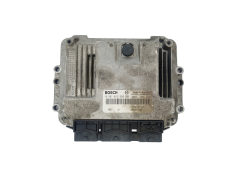 Ohjausyksikkö 0281012589 8200527725 8200527756 Renault Bosch 35400