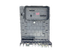 Ohjausyksikkö 1K0937125A 0-1718130-1 VW Seat Audi Tyco 64107