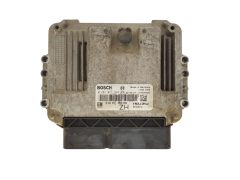 Ohjausyksikkö Opel 0281011943 55556829 8973785712 Bosch 30638