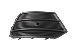 Puskurin Säleikkö Oikea 8U0807682Q 88071822102 Audi Q3 DPA