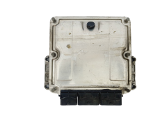Ohjausyksikkö 0281010819 8200039569 8200166362 Fiat Renault Bosch 38532