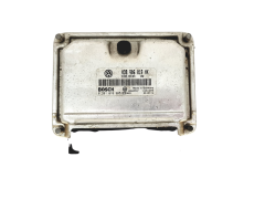 Ohjausyksikkö 038906019HK 0281010985 VW Bosch 29504