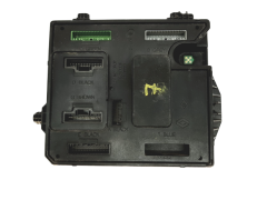 Ohjausyksikkö BCM X95 284B17882R S180098101D Renault Continental 21360