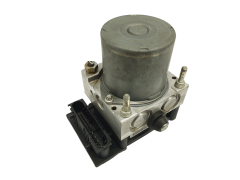 Abs-pumppu Ford Mondeo Mk3 5S712M110AB 0265231853 0265800585 Bosch 61895