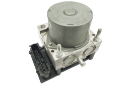 Abs-pumppu Renault Clio 3 8200334969 0265800411 0265231516 Bosch 63221