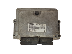 Ohjausyksikkö Alfa Romeo 55198492 0281011488 Bosch 30621