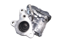 Egr Venttiili 147109869R 147103921R 2.3 dCi Master 3 Movano B 2