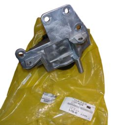 Moottorin Kiinnike Uusi Alkuperäinen 112204BD0B Renault