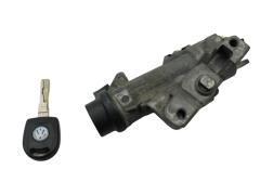 Virtalukko VW Passat Polo 4B0905851G 4B0905849 1452