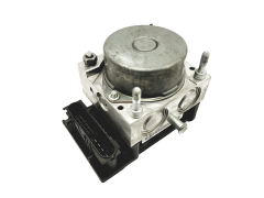 Abs-pumppu Clio 3 Renault 0265800559 8200747140 Bosch 46513