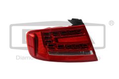 Valaisin Vasen Taka 8K5945095K 89451699802 Audi A4 B8