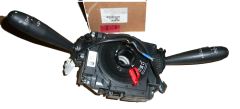 Ohjausakselin valokatkaisija Alkuperäinen Citroen Peugeot 3008 5008 96773908ZD