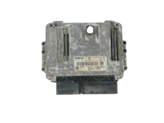 Ohjausyksikkö Opel 0281011943 55556829 8973785711 Bosch 45778
