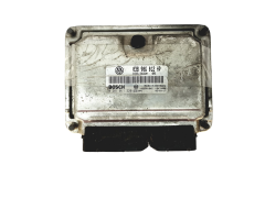 Ohjausyksikkö 038906012HP 0281011320 Seat VW Bosch 23840