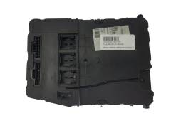 Ohjausyksikkö UCH N2 8200525384 S118400150D Renault Siemens 1976